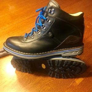 Women's Merrell Sugarbush Waterproof Hiking Boots